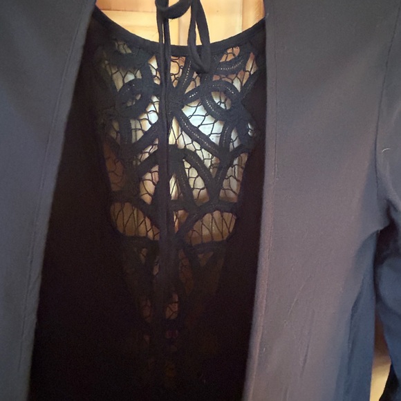 Roxy black tunic, cover up, 3/4 sleeve, cutout detail in front, XS - Picture 3 of 3